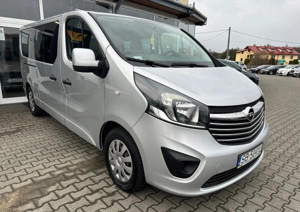 Opel Vivaro cena 105000 przebieg: 100000, rok produkcji 2017 z Ząbki małe 121